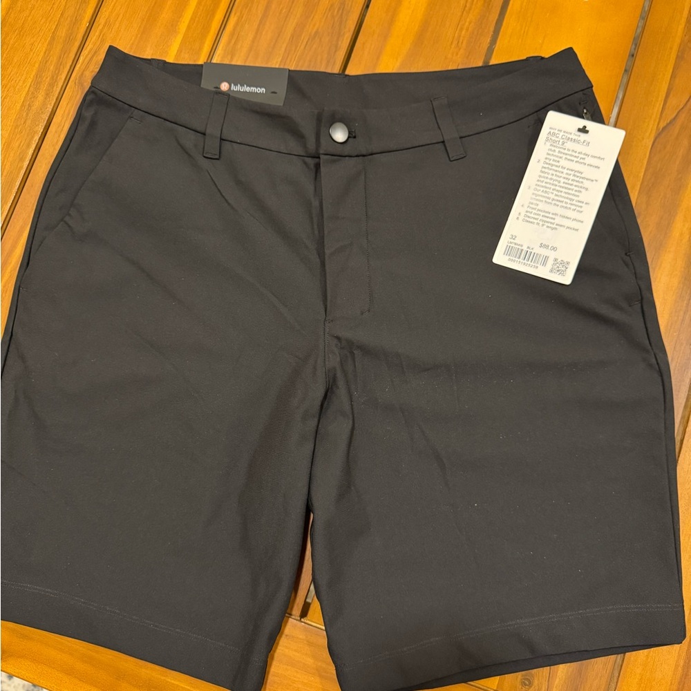Black Men's ABC Classic Fit size 32